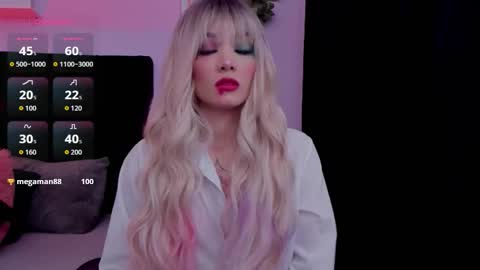 Emma  online show from 10-14-25, 09:48