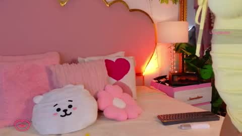 Welcome Im yosein  Your love is my passion activate it with your tips and enjoy with me online show from 01-09-26, 11:06