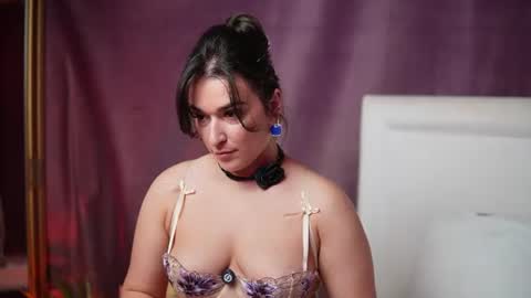  Emma  online show from 07-14-26, 08:36