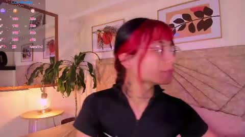           online show from 06-15-26, 11:45