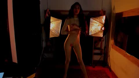 Emma Duque online show from 12-14-25, 03:23