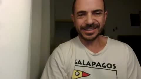 Snapshot of emmagold123 chatting on 12-12-24, 04:26 Ariel online show from 12-12-24, 04:26