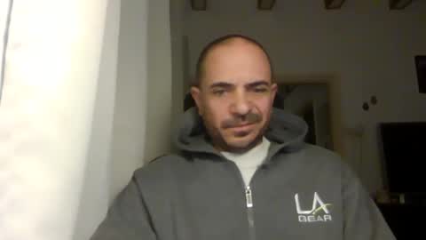 Snapshot of emmagold123 chatting on 02-20-25, 04:28 Ariel online show from 02-20-25, 04:28