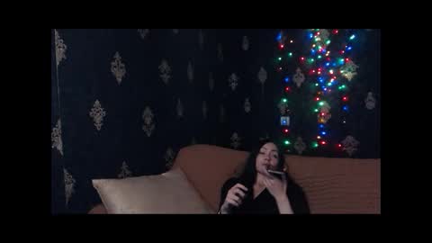 EmmaGoldX online show from 05-16-26, 10:58