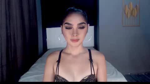 Emma online show from 05-15-26, 03:02