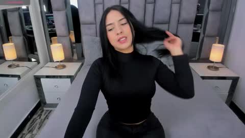 EMMA HILL online show from 10-05-25, 12:47