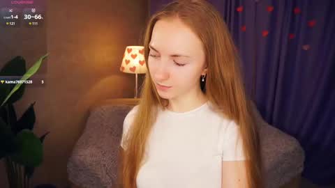 Snapshot of emmalaflame chatting on 02-28-25, 08:28 Emma day Wendy night online show from 02-28-25, 08:28