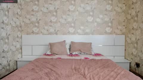 emmalendyson online show from 11-14-25, 05:28