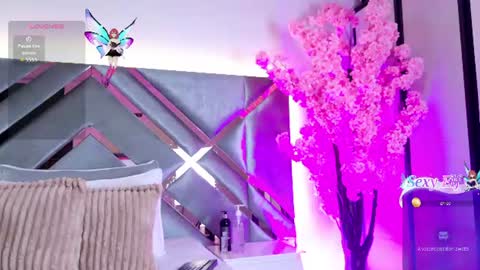 emmalove01 online show from 06-10-26, 02:34