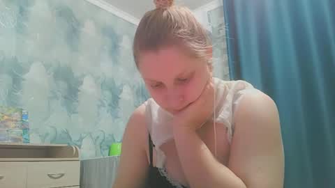 emmamelody online show from 10-14-25, 05:36