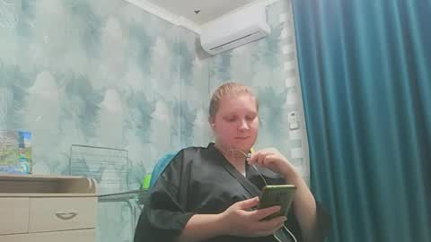 emmamelody online show from 10-21-25, 06:19