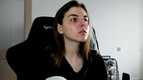 Emma online show from 11-06-25, 08:37