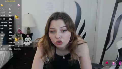 Snapshot of emmamoore12 chatting on 05-13-26, 06:16 Emma online show from 05-13-26, 06:16