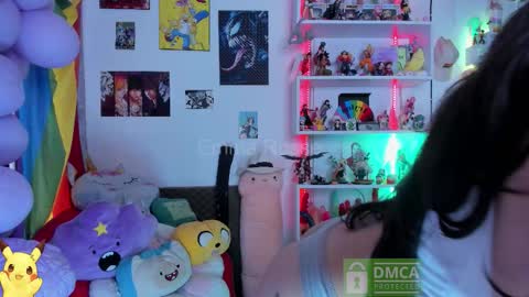 Emma online show from 11-19-25, 05:46