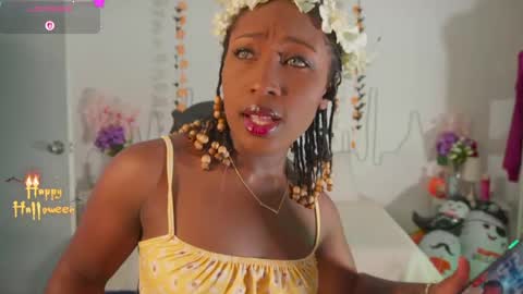 Sara online show from 10-30-25, 11:33