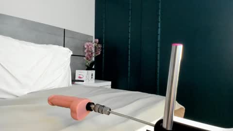  Emma  online show from 02-21-25, 08:40