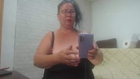 Snapshot of emmasquirt69 chatting on 07-20-26, 11:40 emmasquirt69 online show from 07-20-26, 11:40