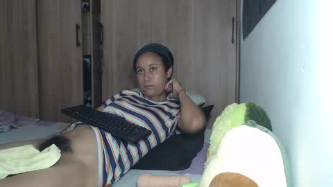 emmasweet95 online show from 12-29-24, 11:07