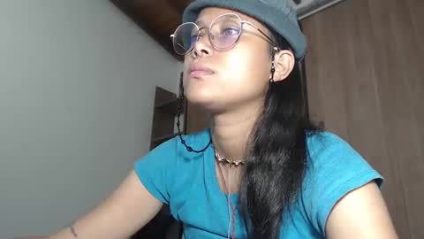 emmasweet95 online show from 02-04-25, 08:38