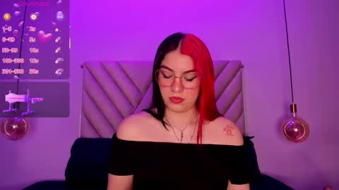 Emma online show from 09-09-25, 01:49