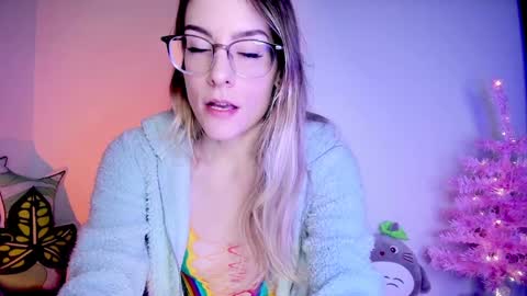 RH-NEGATIVE GREEN-EYED BAELIEN online show from 12-30-24, 01:26