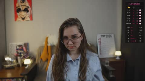 Snapshot of emmatiny chatting on 02-11-26, 04:56 Mia online show from 02-11-26, 04:56