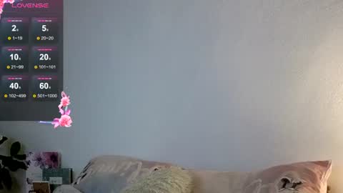 Emma online show from 06-11-26, 12:32