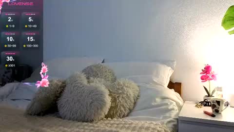 Emma online show from 07-14-26, 06:24