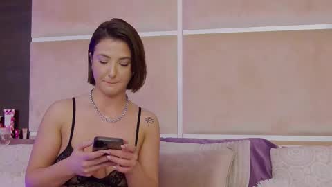 Emma Willinson online show from 02-20-26, 06:26