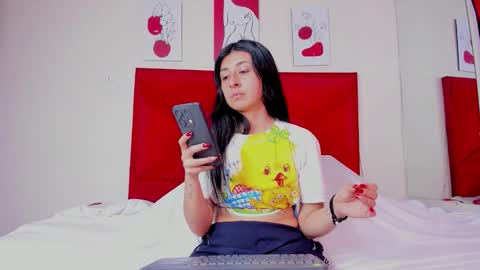 Snapshot of emmawillliams chatting on 02-01-26, 04:38 Emma online show from 02-01-26, 04:38