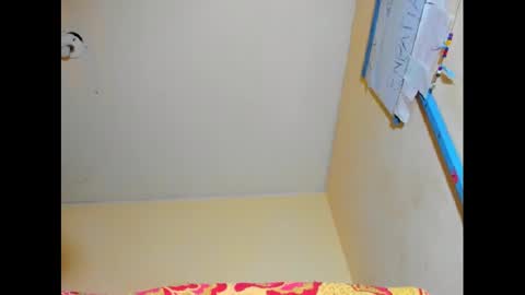 hi im emmalina welcome to your happy place online show from 02-14-25, 03:58