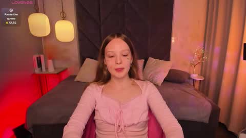 Iris online show from 03-07-26, 01:41