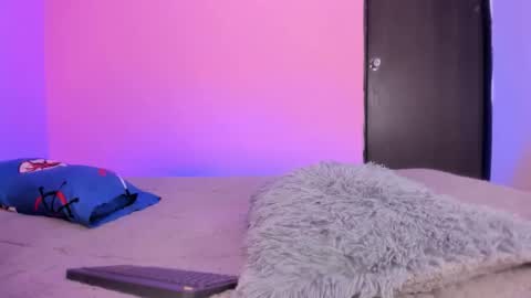 Snapshot of emmi_00 chatting on 11-23-25, 02:55 Emmi online show from 11-23-25, 02:55