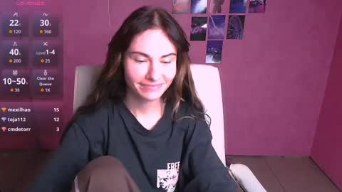 Snapshot of emmi_rossum chatting on 06-18-26, 09:14 Emmi online show from 06-18-26, 09:14