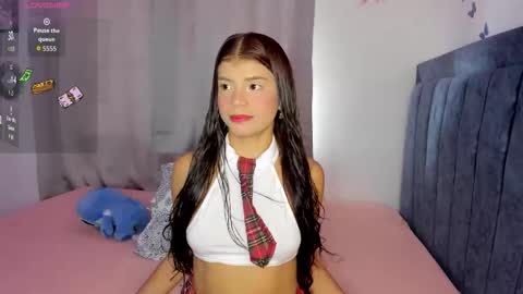 Emmie online show from 11-09-25, 01:42