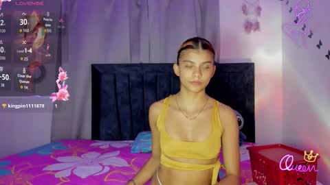 Snapshot of emmie_bunny chatting on 02-28-26, 12:22 Emmie online show from 02-28-26, 12:22