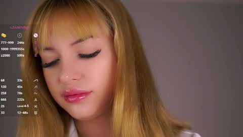 Aurora online show from 04-19-26, 06:21