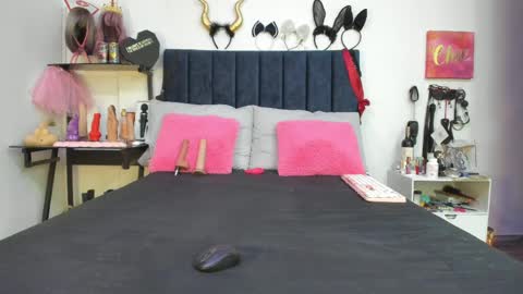          online show from 04-08-26, 12:49