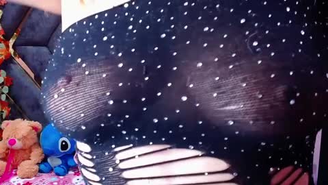 Snapshot of emmily_walker chatting on 03-07-25, 06:57 EmmilyWalker online show from 03-07-25, 06:57