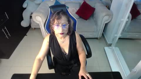 Emmily online show from 03-06-25, 11:20