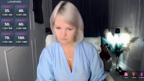 Snapshot of emmmam chatting on 12-04-25, 05:39 emmmam online show from 12-04-25, 05:39