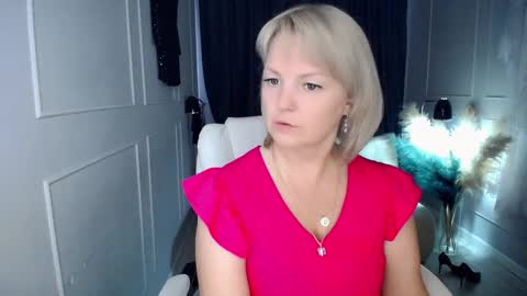 Snapshot of emmmam chatting on 02-17-26, 09:28 emmmam online show from 02-17-26, 09:28