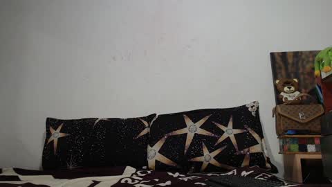 emmy___lee online show from 12-19-24, 03:40