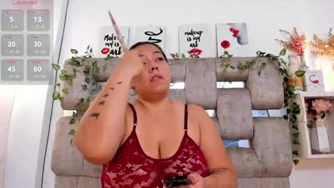 Snapshot of emmybellamy chatting on 05-19-26, 03:40 emmybellamy online show from 05-19-26, 03:40