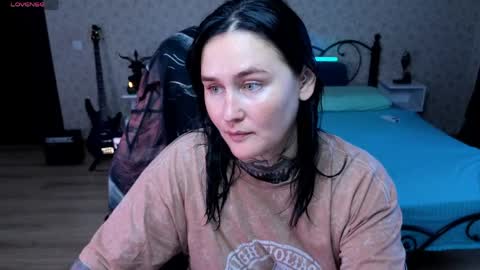 Snapshot of emmybrightj_ chatting on 06-05-26, 05:36 Emmy Bright 50 online show from 06-05-26, 05:36