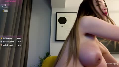 Em online show from 12-25-24, 06:41