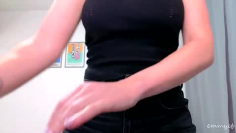 Em online show from 09-19-25, 07:36