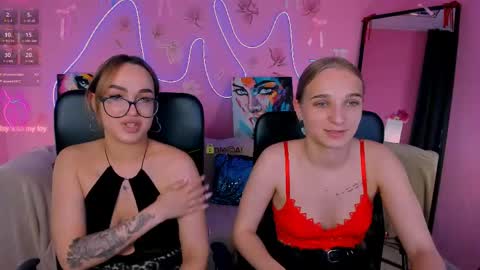 Snapshot of emori_maxon chatting on 05-13-26, 10:23 Emori online show from 05-13-26, 10:23