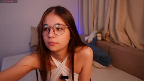 Leela online show from 05-29-26, 04:32