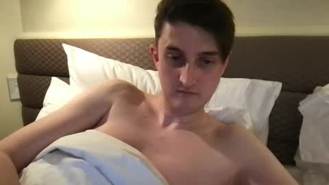 Snapshot of emotionalmotionsickness chatting on 01-10-25, 10:17 emotionalmotionsickness online show from 01-10-25, 10:17